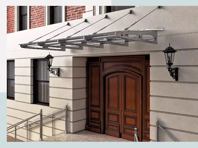 Металлические козырьки от 619 руб. в Луге