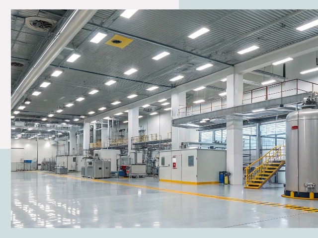 Освещение ангаров в Луге от 619 руб. - Эффективные решения